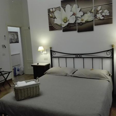 Bed and Breakfast Napoli Pietrasanta Lt Екстер'єр фото