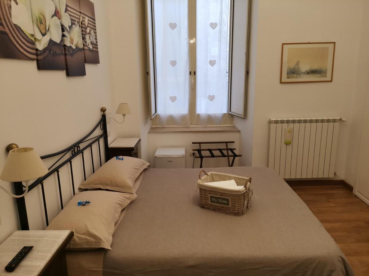 Bed and Breakfast Napoli Pietrasanta Lt Екстер'єр фото
