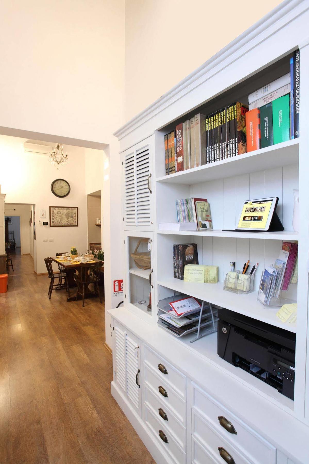 Bed and Breakfast Napoli Pietrasanta Lt Екстер'єр фото